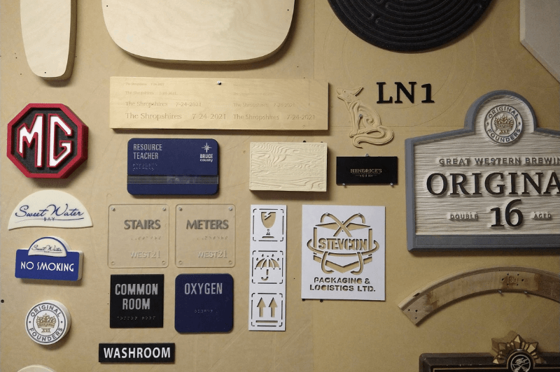 Plaques & Nameplates