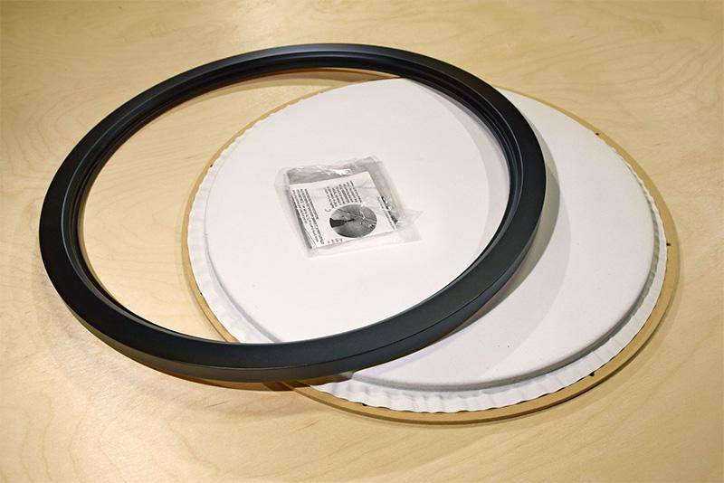 Impress Round Framed Canvases come ready to paint!