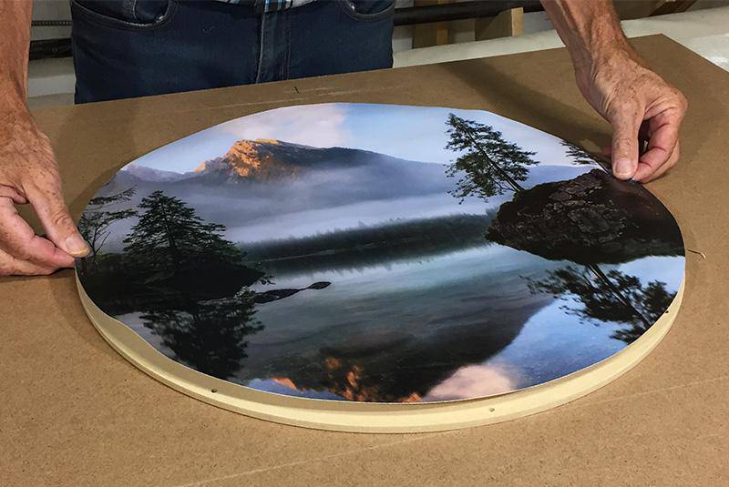 The stretcher ring doubles as a template for cutting your painting or print on canvas to the correct size